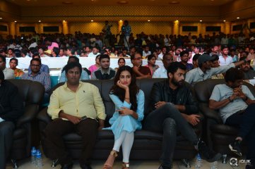 Loafer Movie Platinum Disc Function